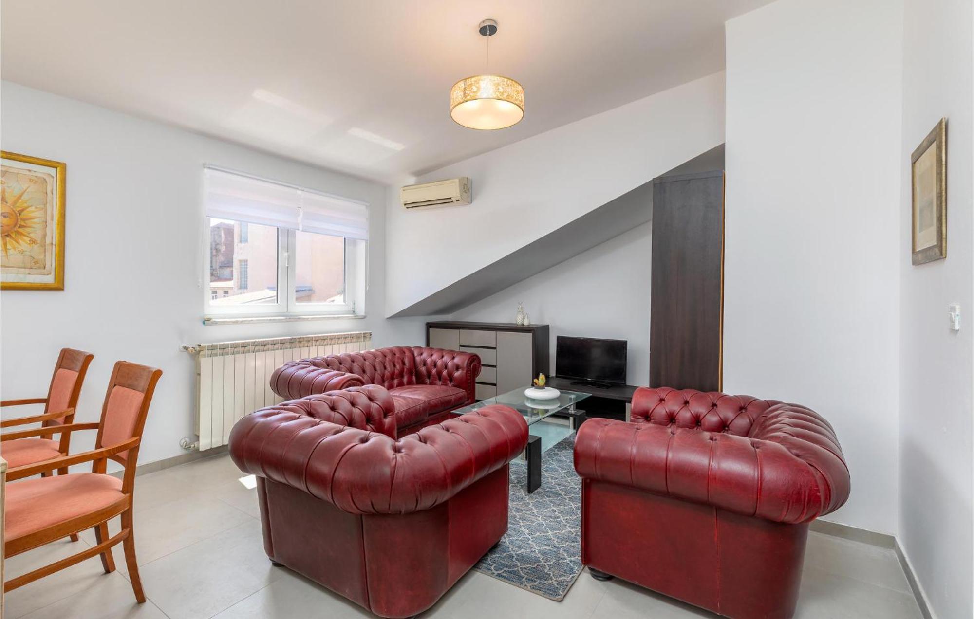 Awesome Apartment In Pula With Wifi מראה חיצוני תמונה